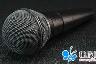 在C4D中创建和渲染逼真麦克风视频教程
